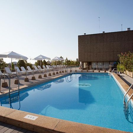Hotel Palafox Zaragoza Fasilitas foto Rooftop pool